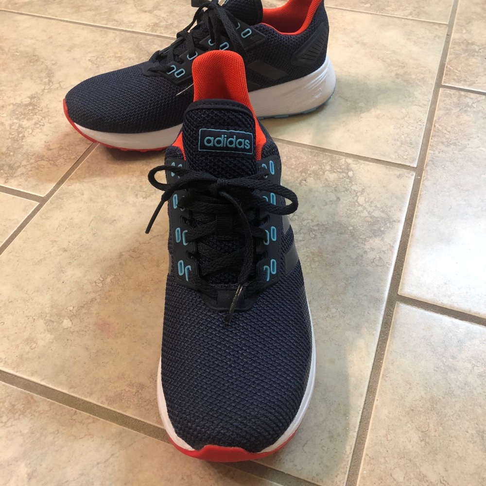 Women’s Adidas cloudfoam size 8.5 - Picture 7 of 11
